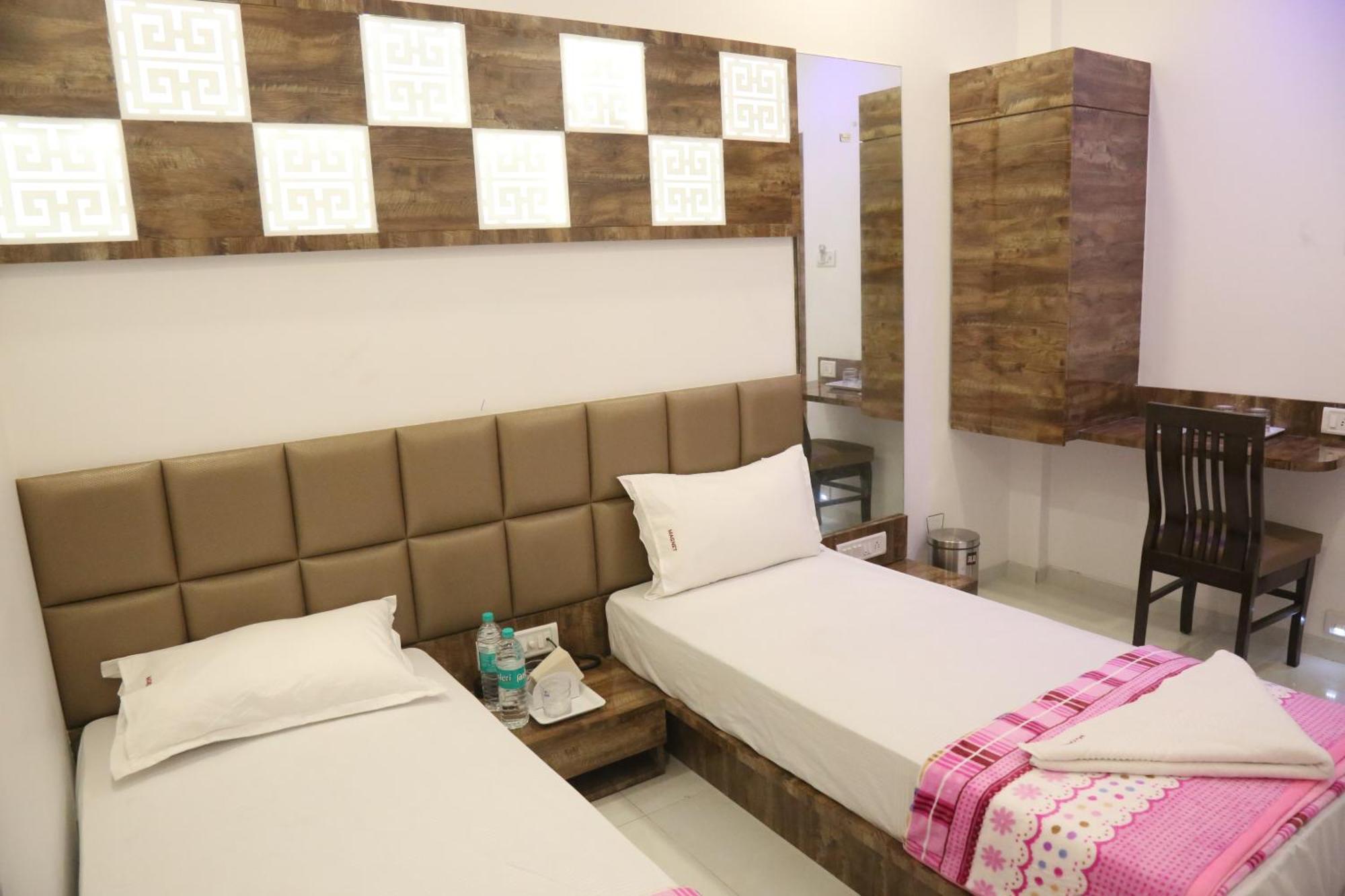 Magnum Airport T-2 Hotel